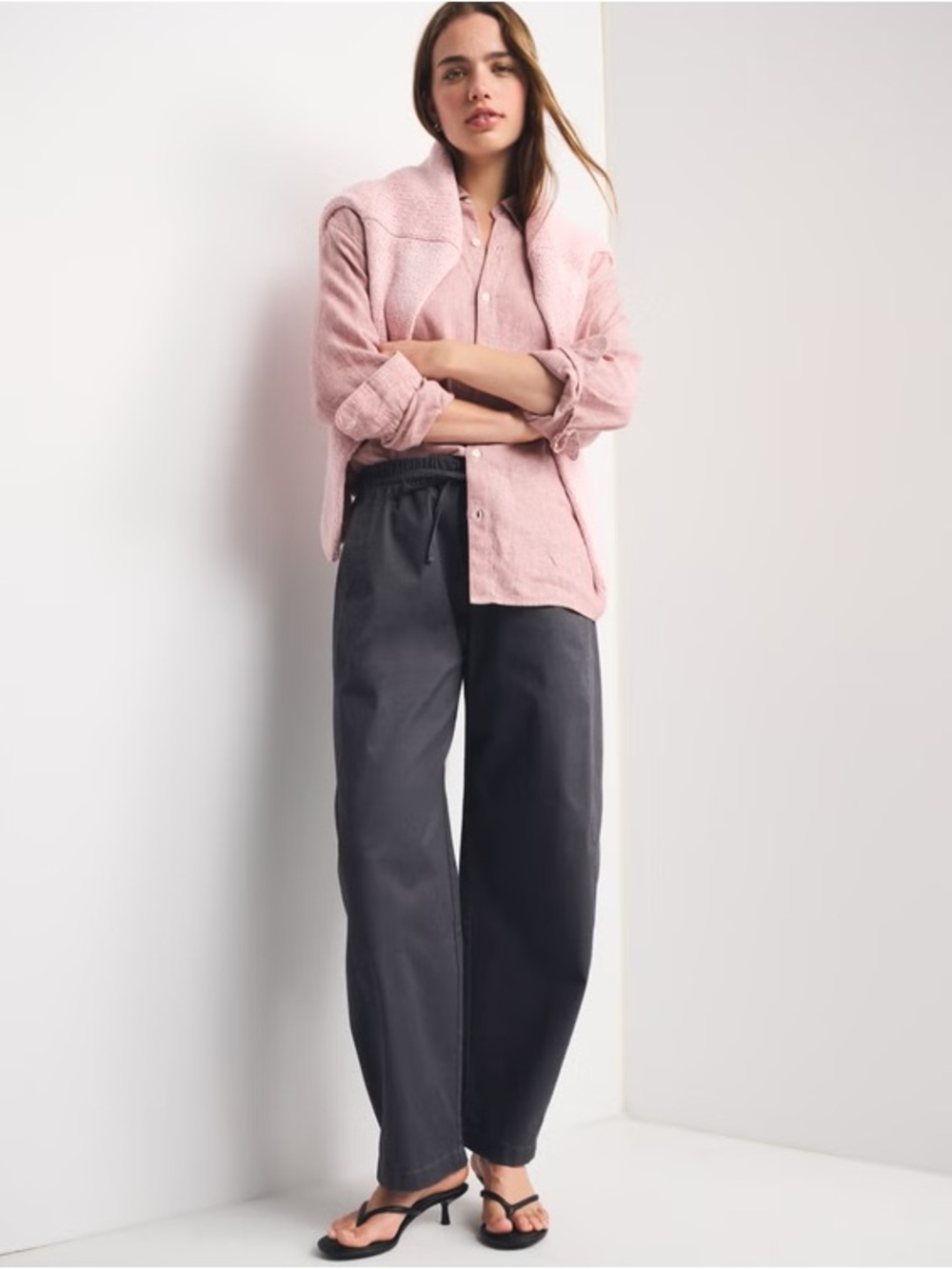 Abercrombie & Fitch Barrel Pull-On Pant in Dark Gray